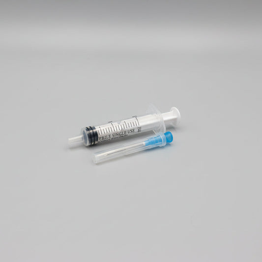 2ml sprutor med blå kanyl
