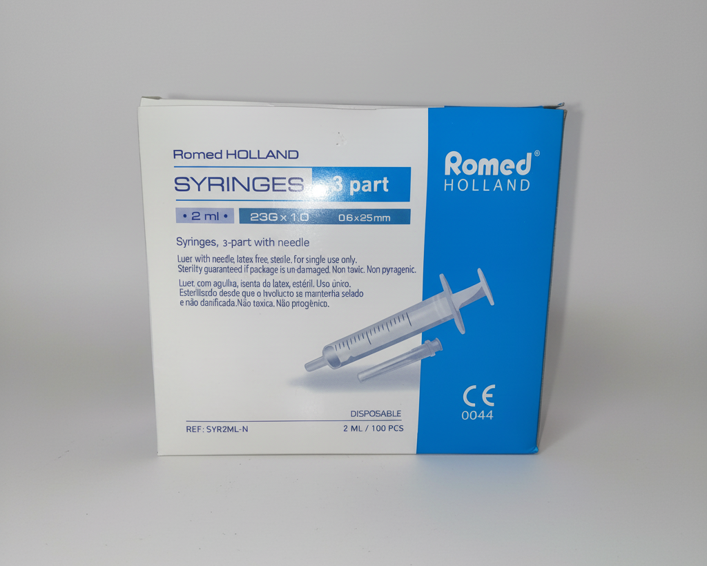 Sprutor 2 ml med blå kanyl 23G (0,6 × 25 mm) 100-pack – Kanyler.com